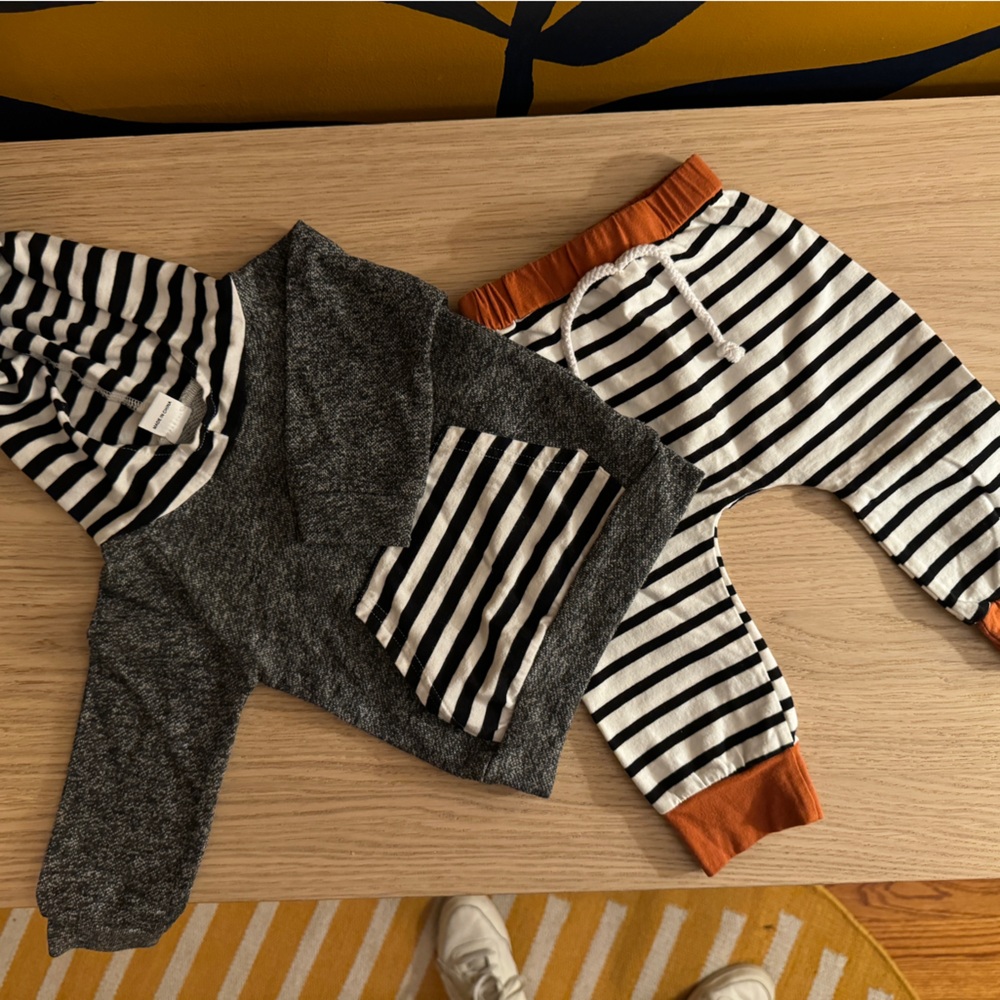 Baby 6-9 months fall outfit set with hoodie and pants